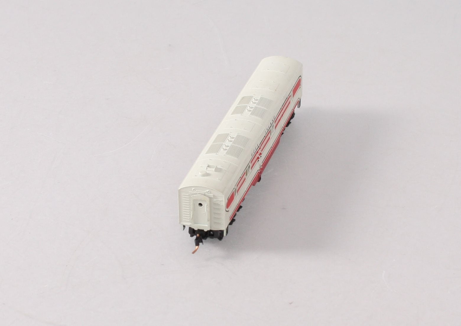 Life Like 7018 N Scale Rock Island E7 Non-Powered Diesel Locomotive B-Unit #634B
