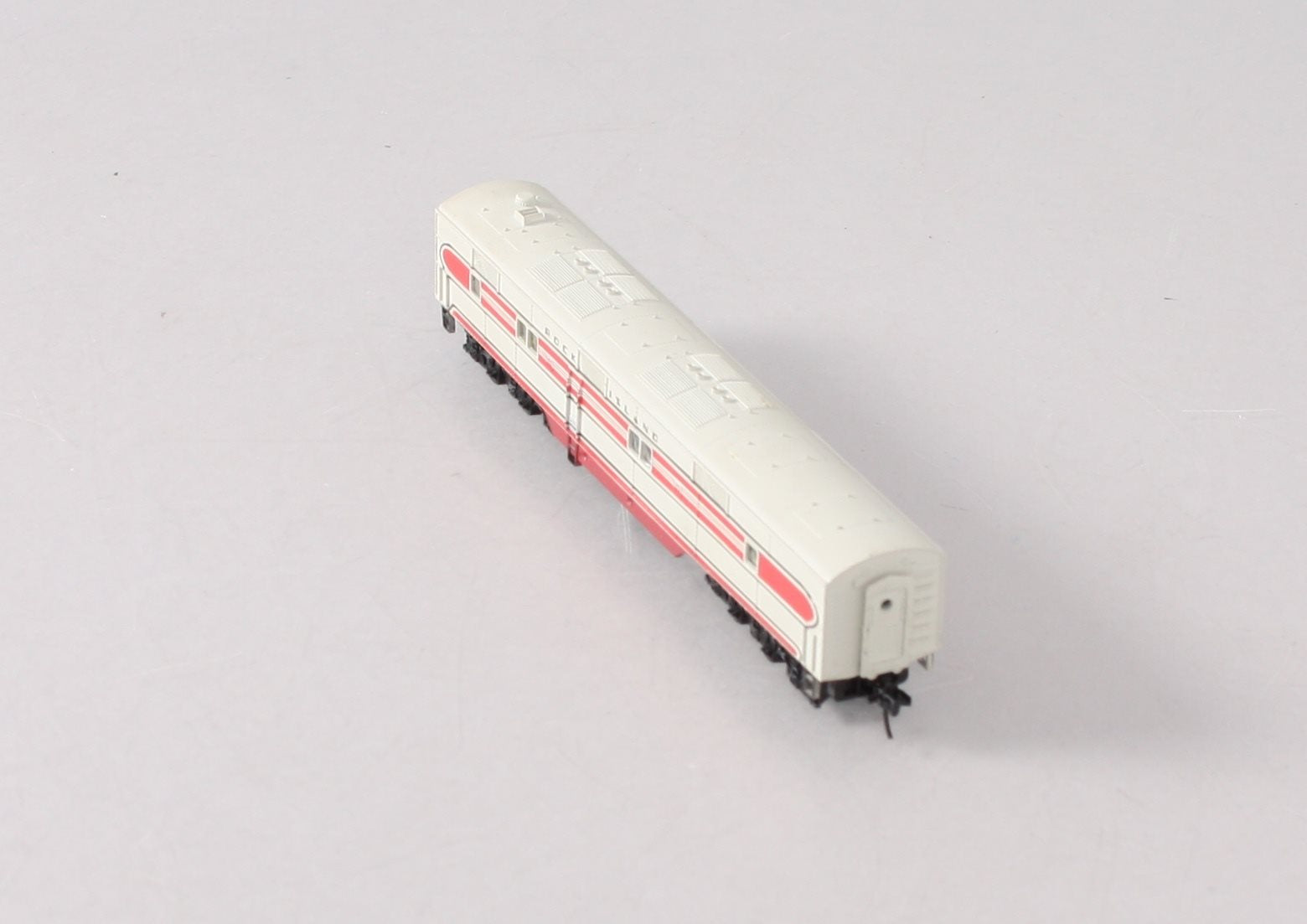 Life Like 7018 N Scale Rock Island E7 Non-Powered Diesel Locomotive B-Unit #634B