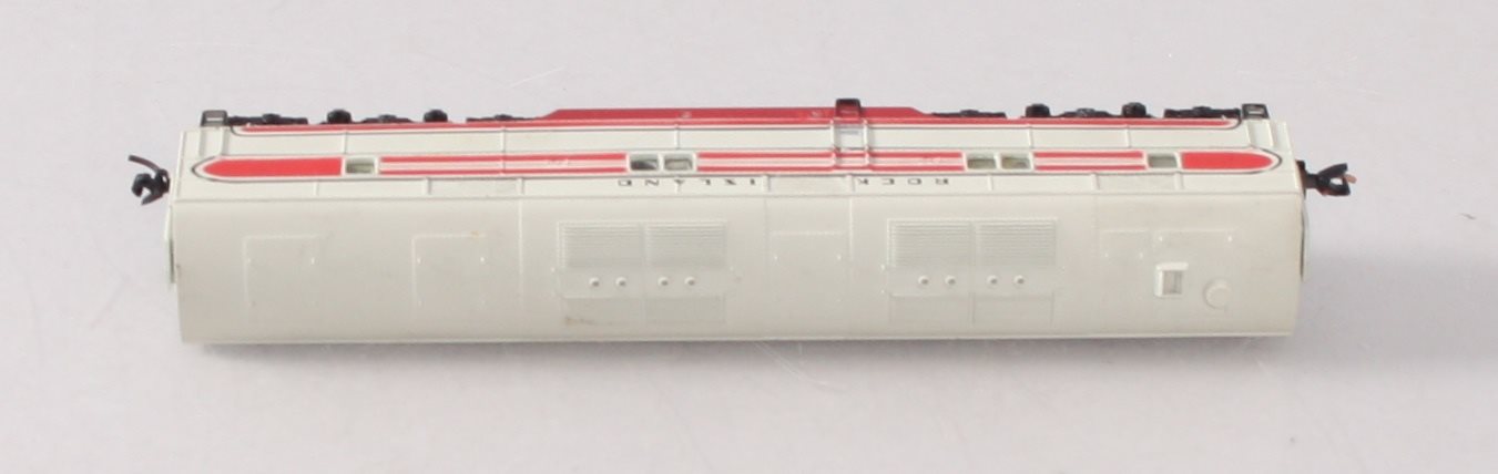 Life Like 7018 N Scale Rock Island E7 Non-Powered Diesel Locomotive B-Unit #634B