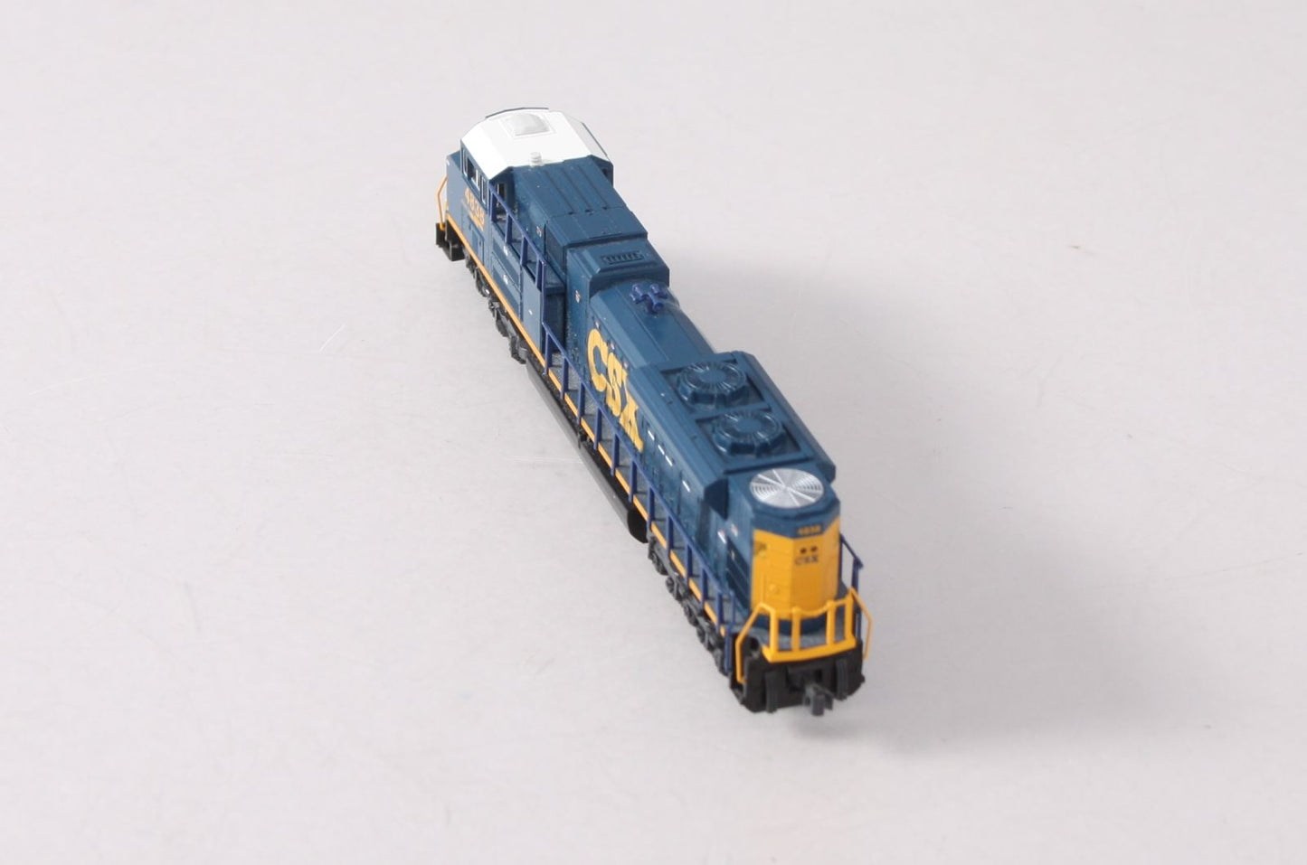 Kato 176-8423 N Scale CSX (Blue & Yellow) SD70ACe Diesel Locomotive #4838