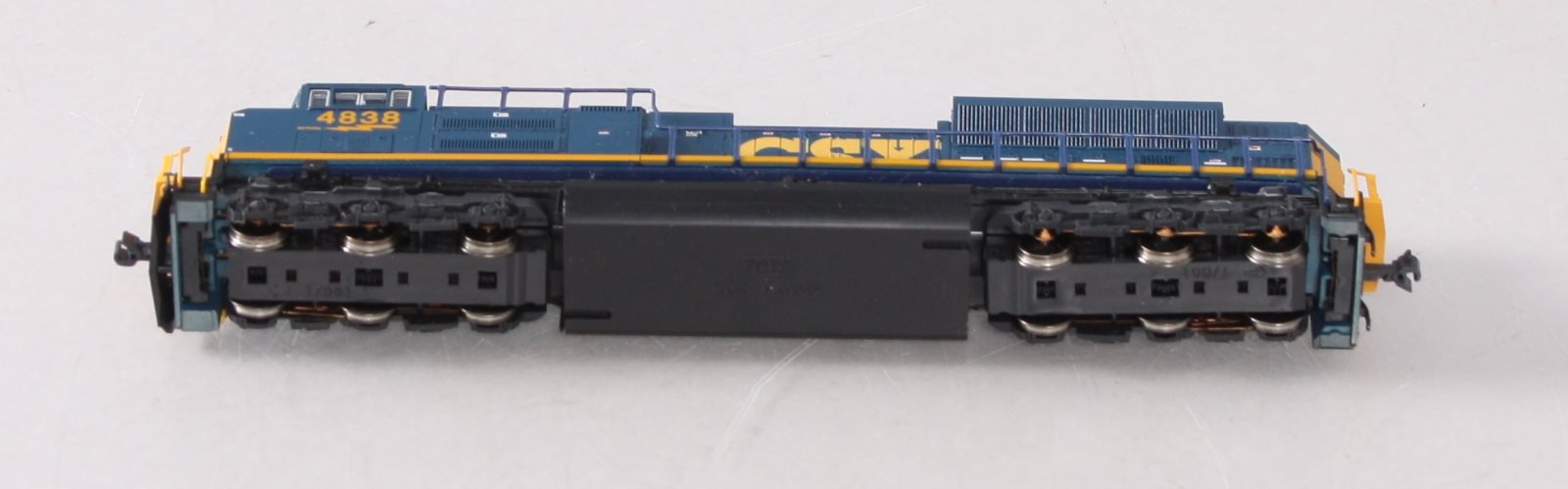 Kato 176-8423 N Scale CSX (Blue & Yellow) SD70ACe Diesel Locomotive #4838