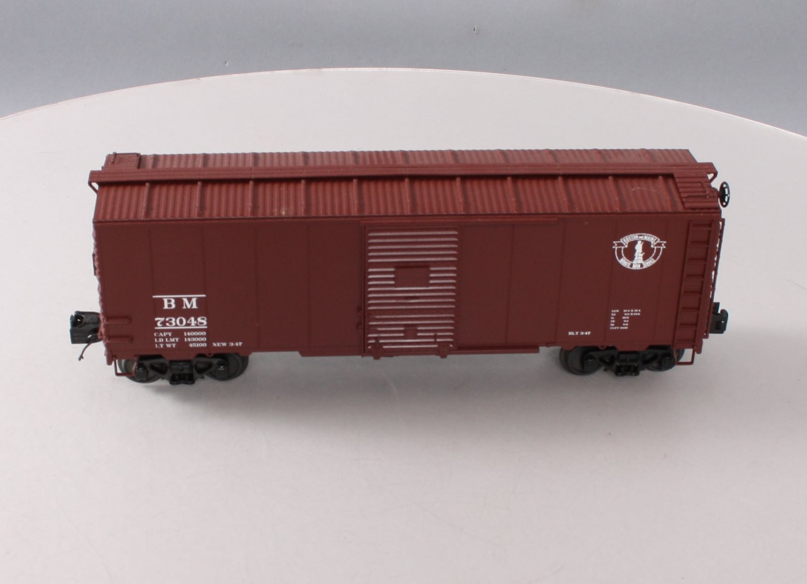 MTH 20-93534 O Boston & Maine 40' USRA Single Sheathed Box Car #72985