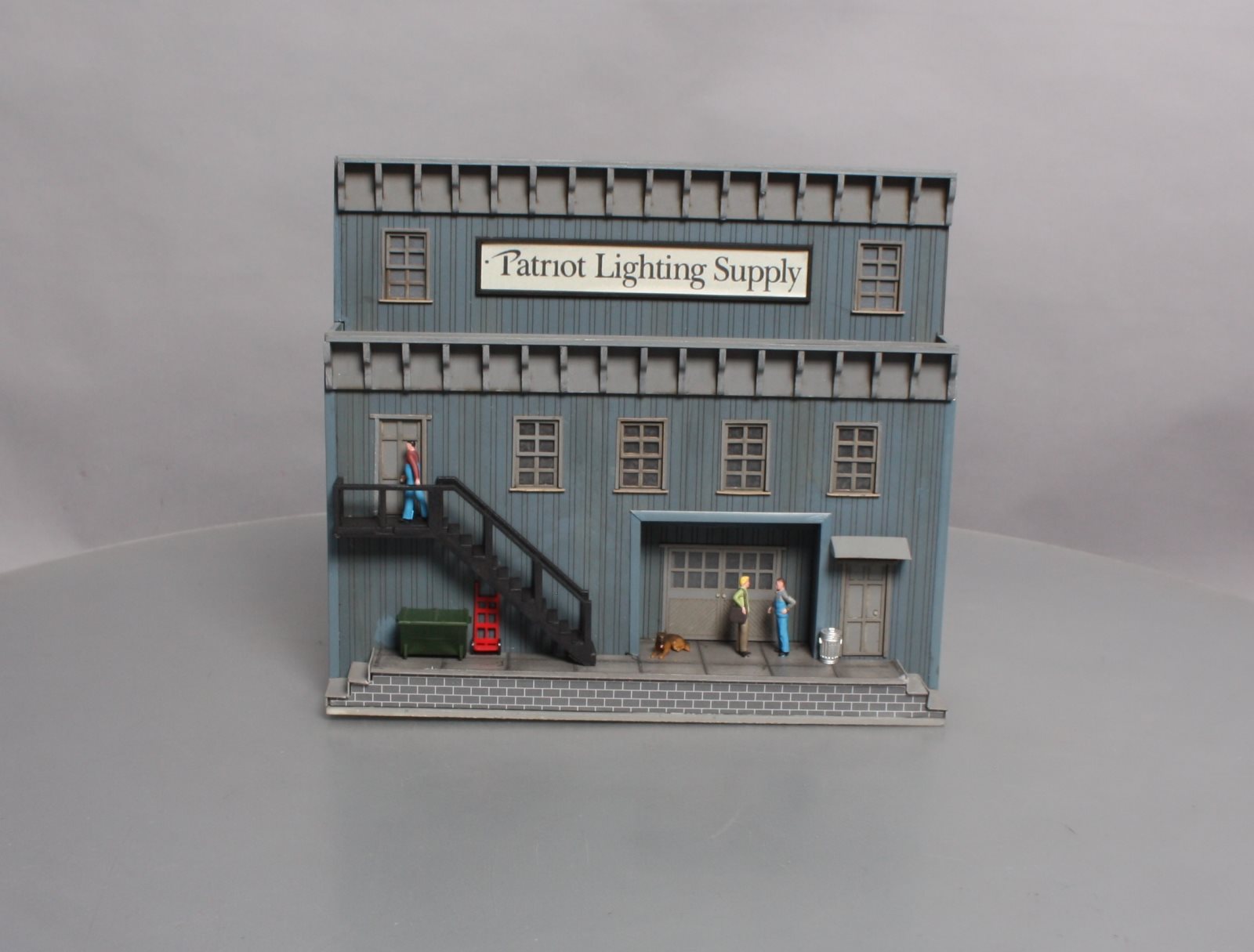 Menards 279-5925 O Scale Patriot Lighting Background Building VG/Box