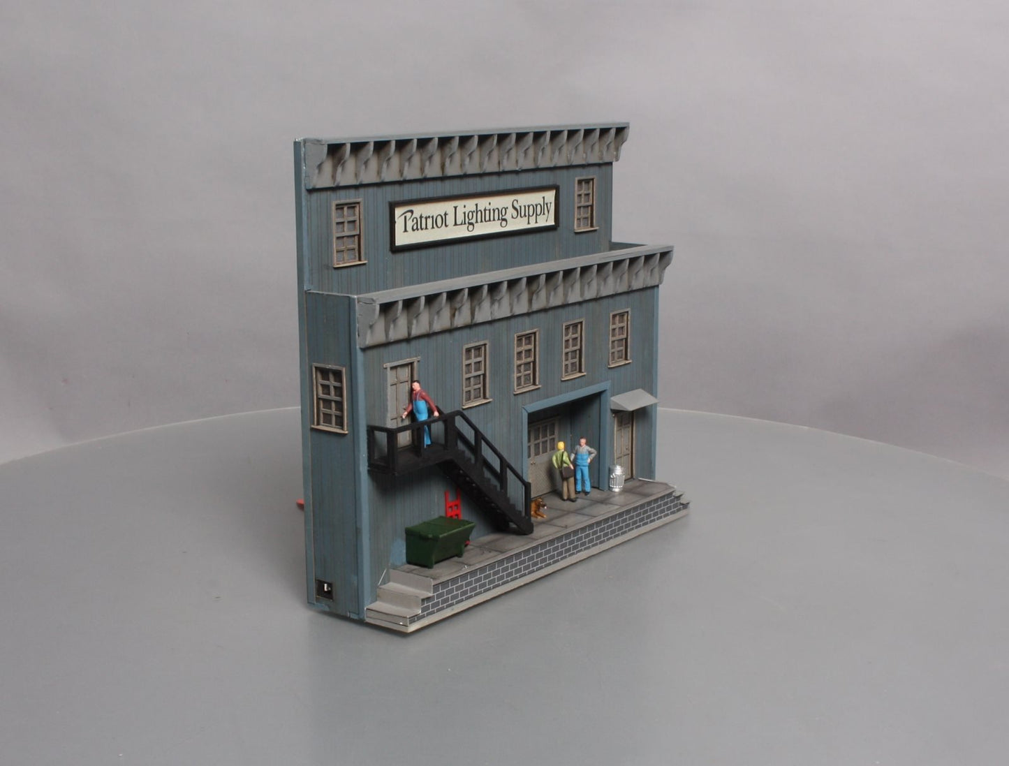 Menards 279-5925 O Scale Patriot Lighting Background Building VG/Box