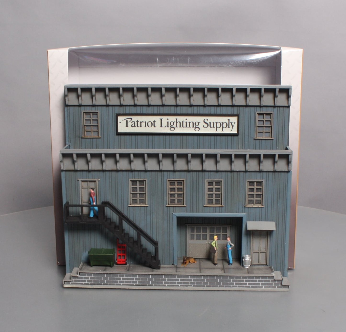 Menards 279-5925 O Scale Patriot Lighting Background Building VG/Box