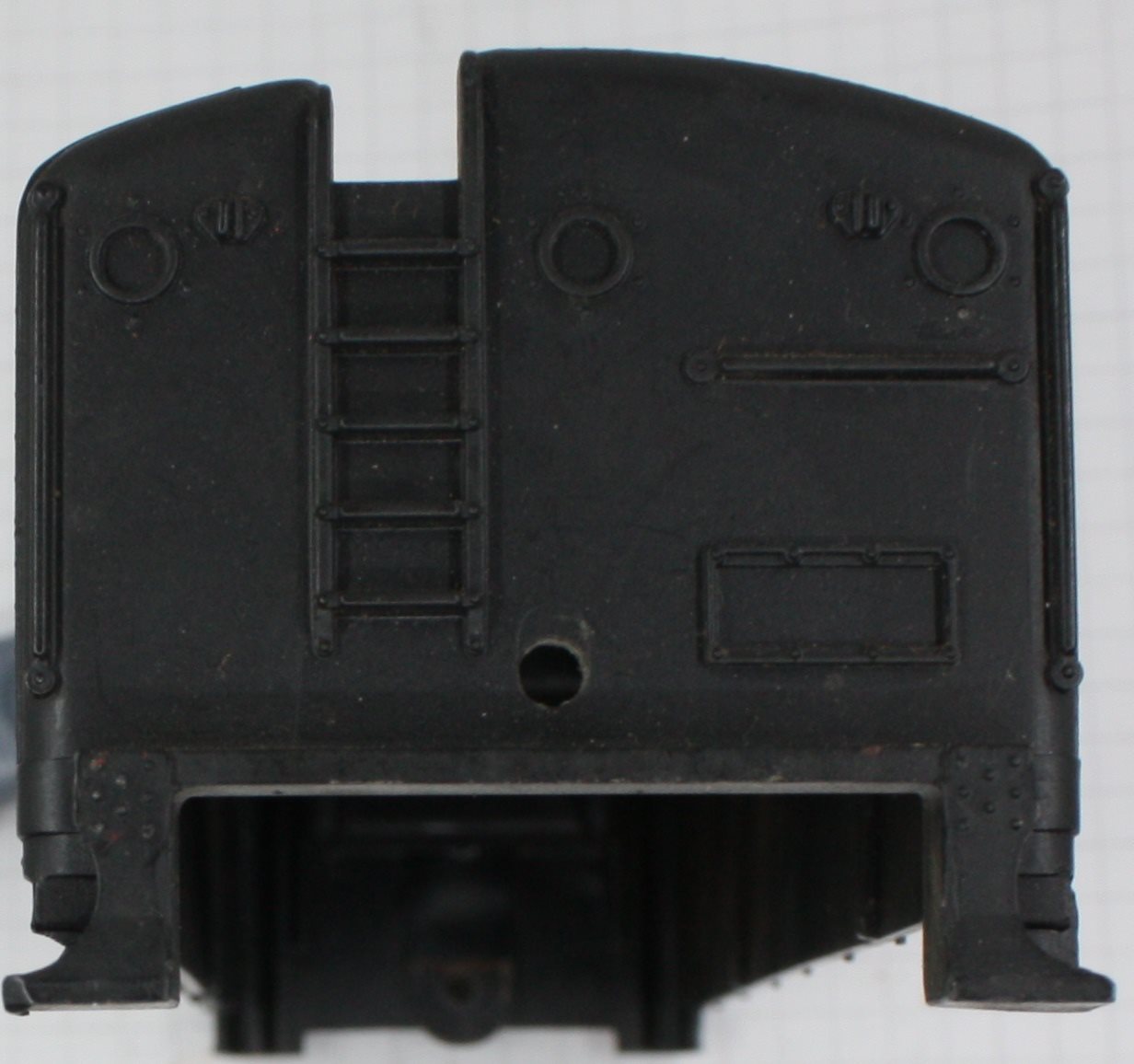 Lionel 2671W-5PX Pennsylvania Tender Shell - Damaged