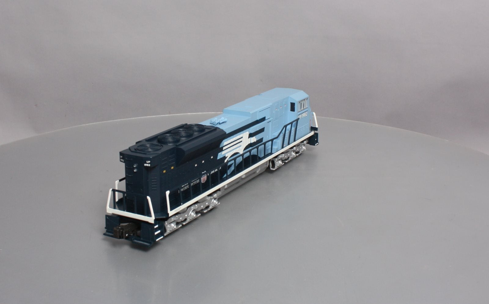 Williams 21810 Union Pacific Heritage SD90 Powered Diesel Locomotive #1982