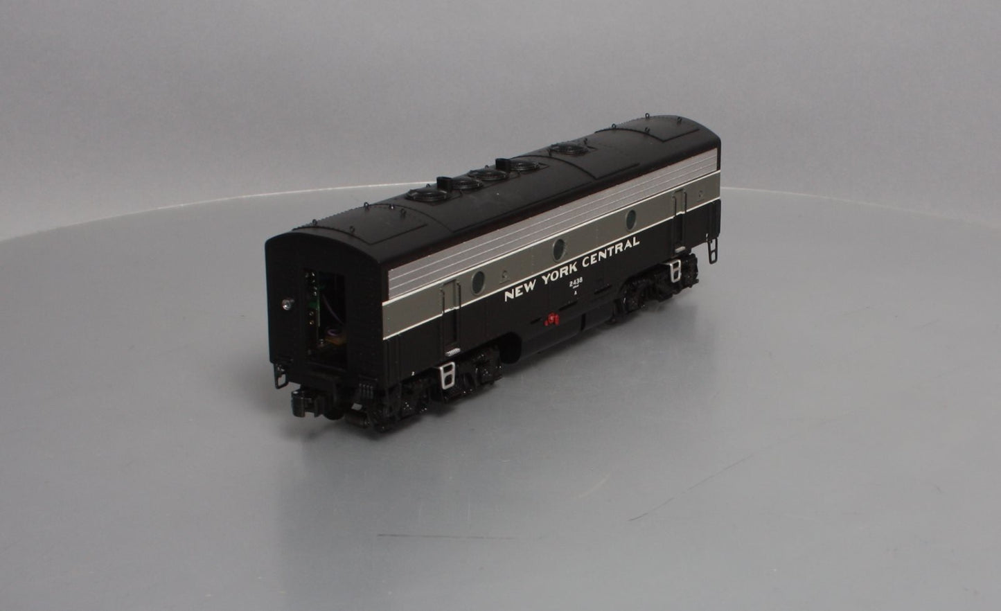 Lionel 6-34512 O New York Central F7 Powered B-unit Diesel Locomotive #2439