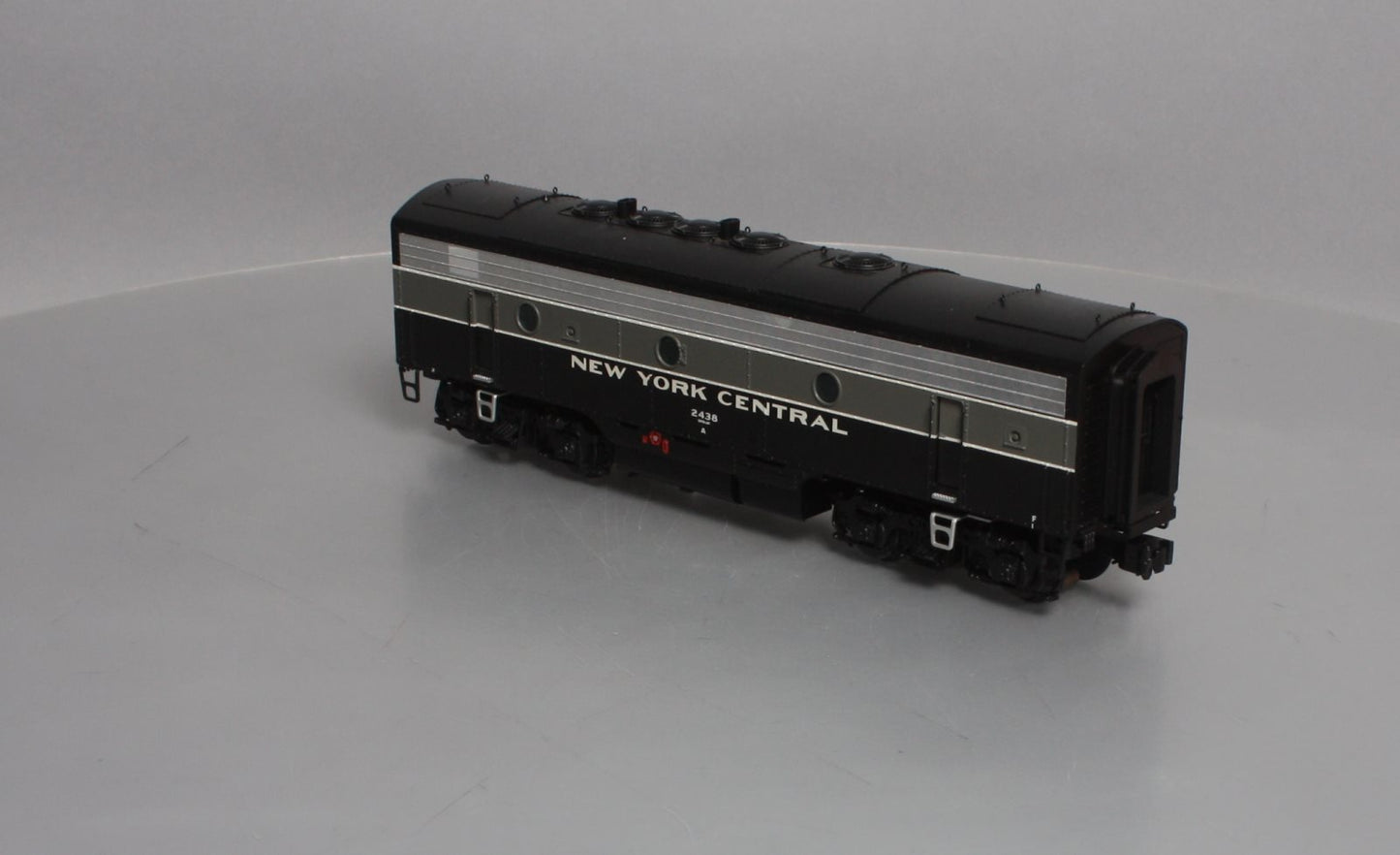 Lionel 6-34512 O New York Central F7 Powered B-unit Diesel Locomotive #2439