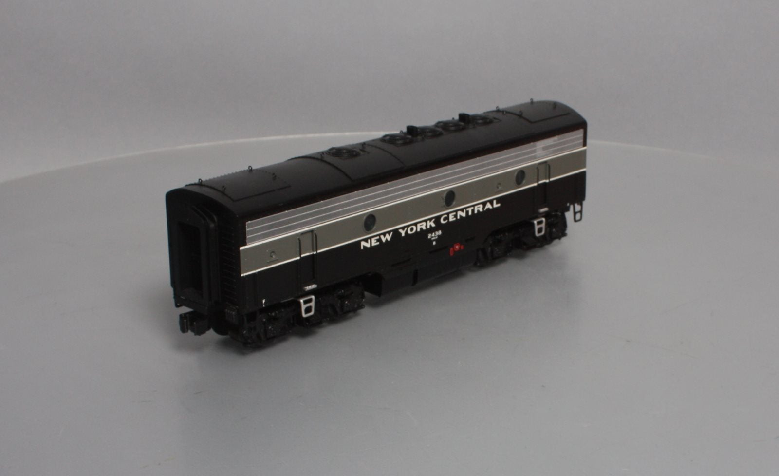 Lionel 6-34512 O New York Central F7 Powered B-unit Diesel Locomotive #2439