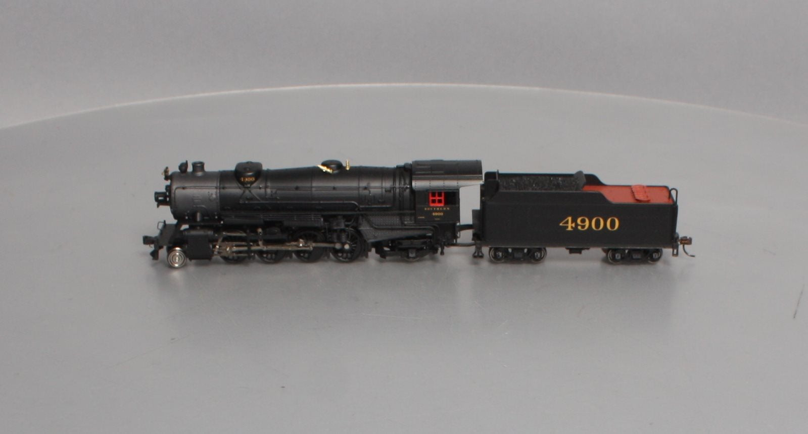 Broadway Limited 239 HO Southern Railway 2-8-2 Steam Locomotive #4900