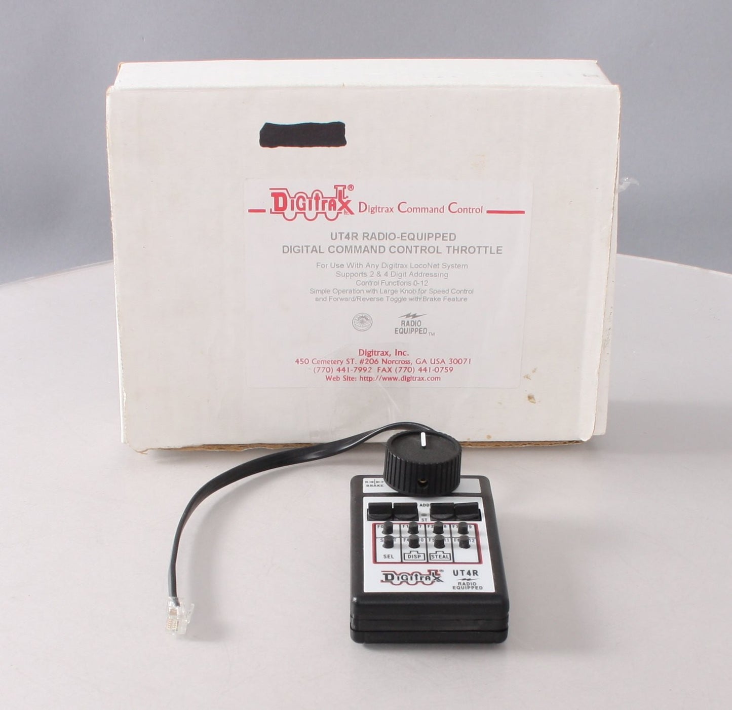 Digitrax UT4R Simplex Radio Equipped Utility Throttle w/ 4 Digit Addressing