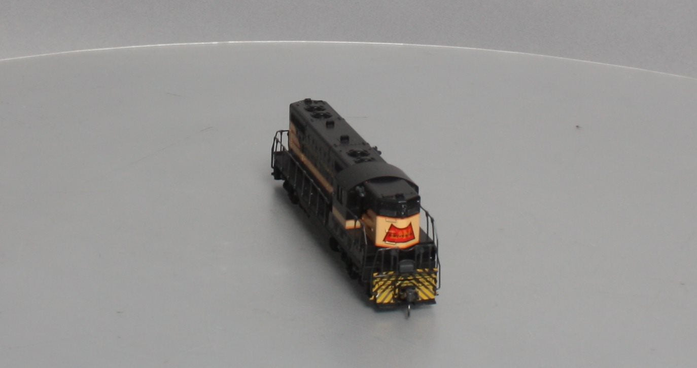 Atlas 8240 HO Scale Lousiville & Nashville #401 GP-7 Diesel Locomotive LN/Box