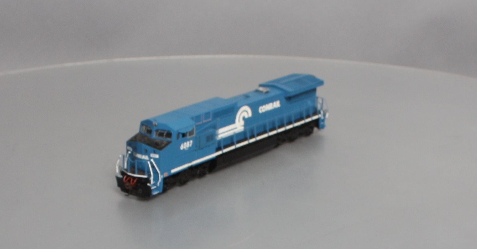 Bachmann 83504 Conrail Dash 8-40CW w/DCC #6087
