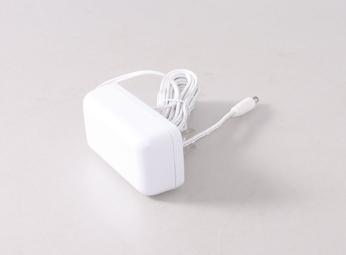 Menards 279-4050 Power Adapter 4.5V/5A Oneoutlet LN/Box