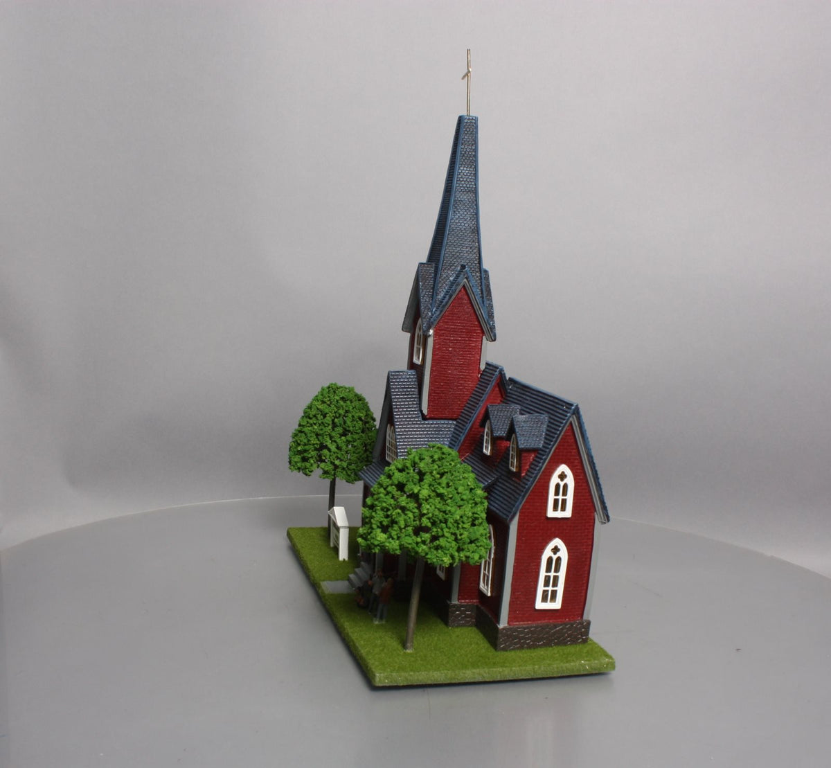 Menards 279-6151 O Red Trinity Church EX/Box