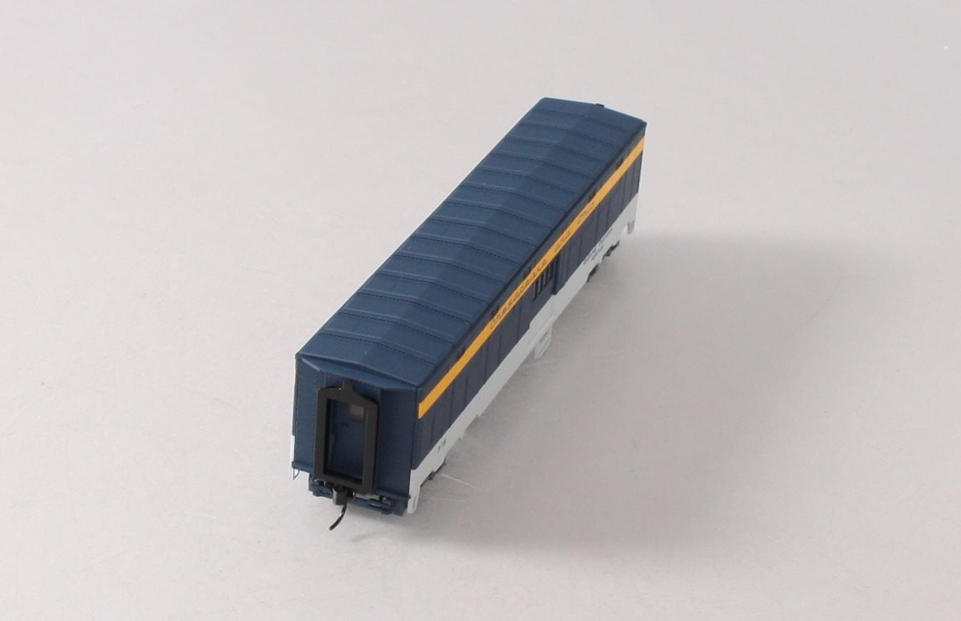 Walthers 932-4167 HO Chesapeake & Ohio Troop Sleeper Conversion Express Car #375 LN/Box
