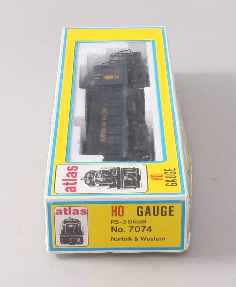 Atlas 7074 HO Scale Norfolk & Western RS-3 Diesel Locomotive #307 LN/Box