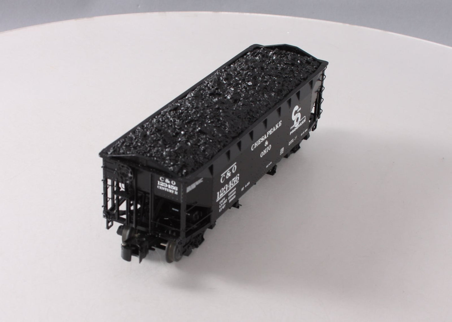 Lionel 6-17036 O Gauge Chesapeake and Ohio 50 Ton Offset Coal Hopper #123456 LN/Box