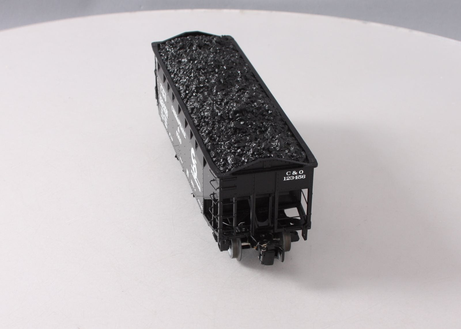 Lionel 6-17036 O Gauge Chesapeake and Ohio 50 Ton Offset Coal Hopper #123456 LN/Box