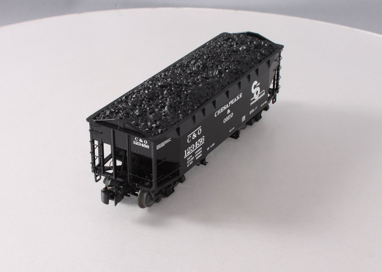 Lionel 6-17036 O Gauge Chesapeake and Ohio 50 Ton Offset Coal Hopper #123456 LN/Box
