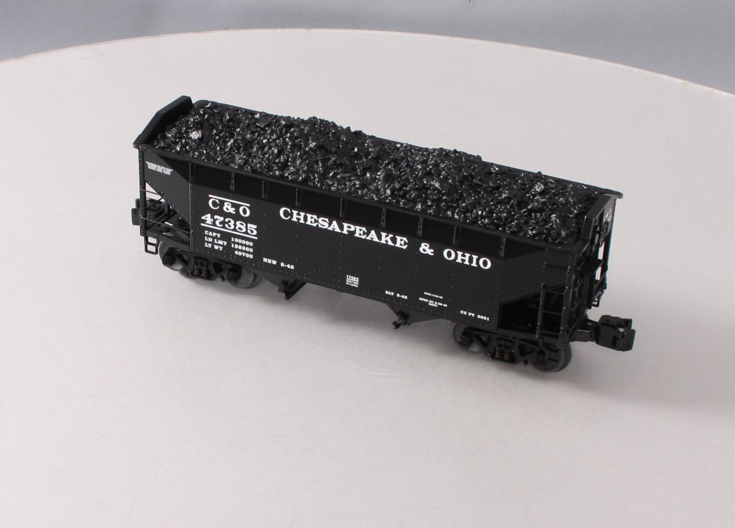 Lionel 6-17062 O Gauge Chesapeake & Ohio Offset Hopper #47385 LN/Box
