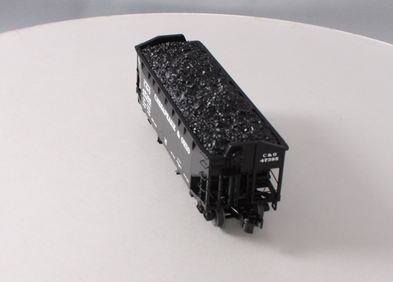 Lionel 6-17062 O Gauge Chesapeake & Ohio Offset Hopper #47385 LN/Box