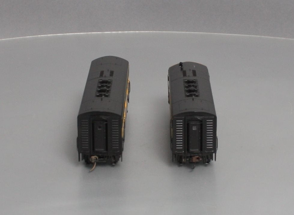 Athearn G2514 HO Scale Chicago & North Western F-3A/B Diesel Locomotive Set LN/Box