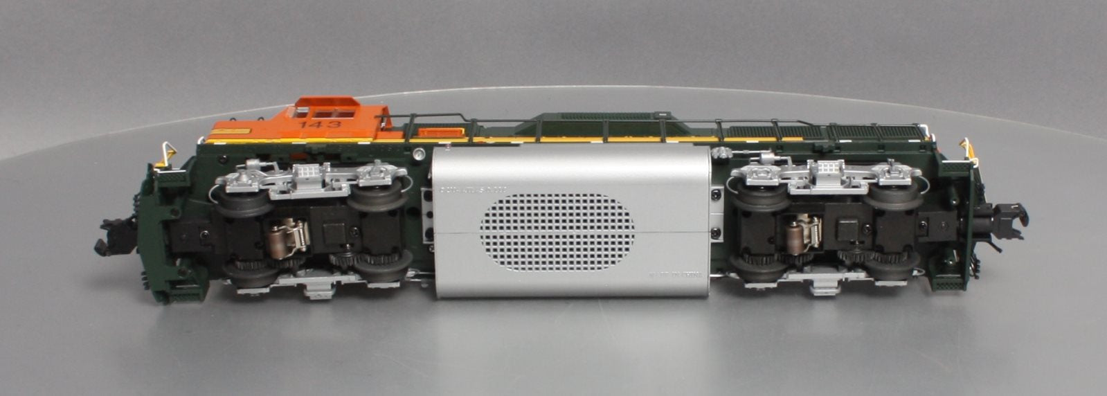 Atlas 1287-3 O BNSF Heritage Un-powered GP60M Diesel Locomotive #143 - 3-Rail EX/Box