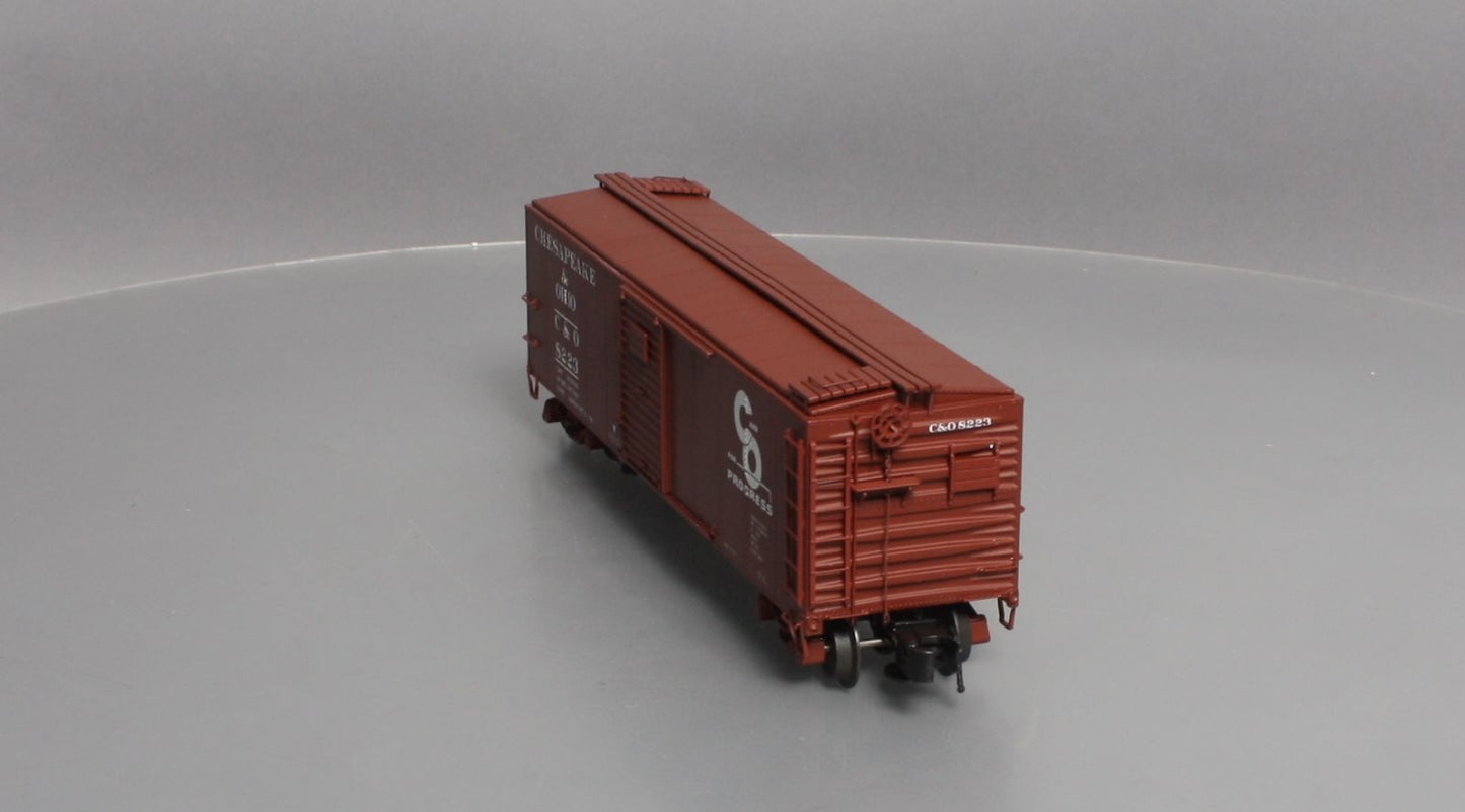 Atlas 8762-3 O Gauge Chesapeake & Ohio ARA Xr29" Steel Boxcar #8223 - 3-Rail LN/Box