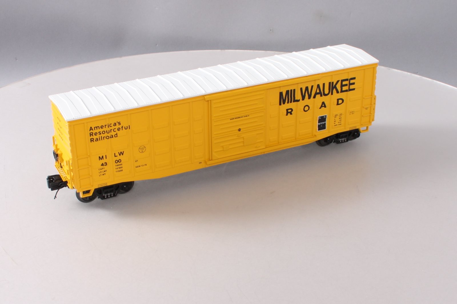 MTH 20-93338 O Milwaukee Road 50' Waffle Box Car #4300 LN/Box