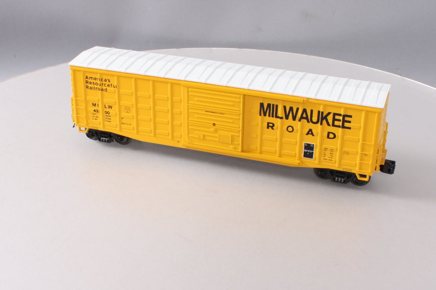 MTH 20-93338 O Milwaukee Road 50' Waffle Box Car #4300 LN/Box