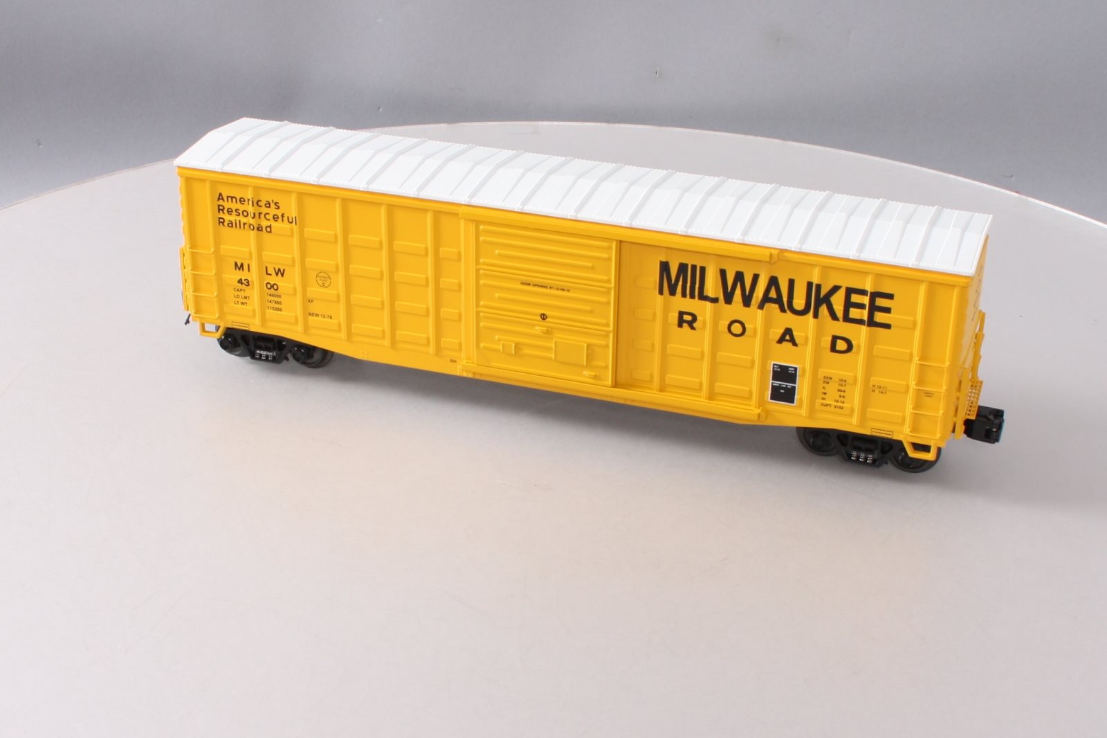 MTH 20-93338 O Milwaukee Road 50' Waffle Box Car #4300 LN/Box