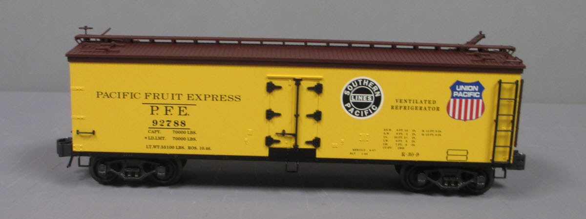 K-Line K742-2111 O Gauge Pacific Fruit Express Woodside Refrigerator Car #92788 LN/Box