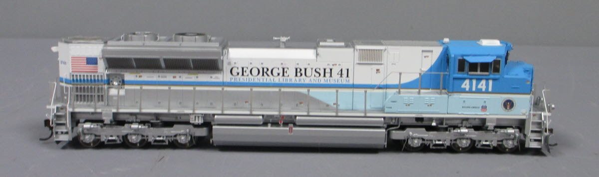 Athearn G68688 HO UP/President George HW Bush SD70ACe Diesel #4141 w/Sound/DCC LN/Box