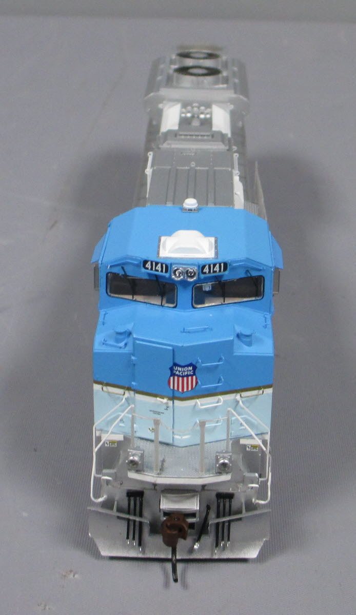 Athearn G68688 HO UP/President George HW Bush SD70ACe Diesel #4141 w/Sound/DCC LN/Box