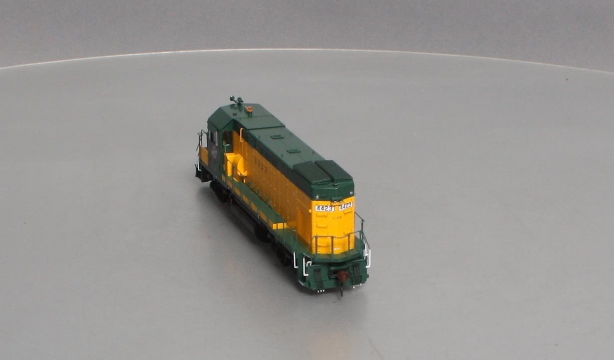 Athearn G68105 HO C&NW OY Scheme GP15-1 Diesel Locomotive w/DCC & Sound #4423