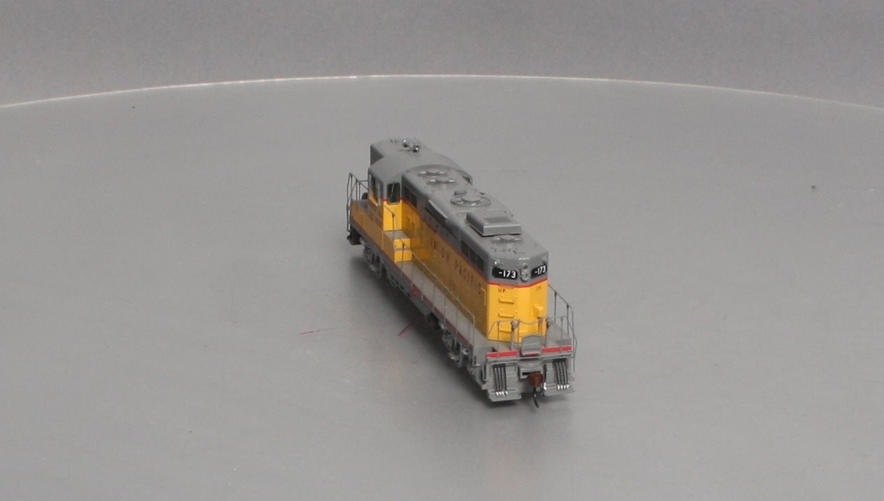 Athearn G62625 HO Union Pacific GP9 Diesel Locomotive with DCC & Sound #173