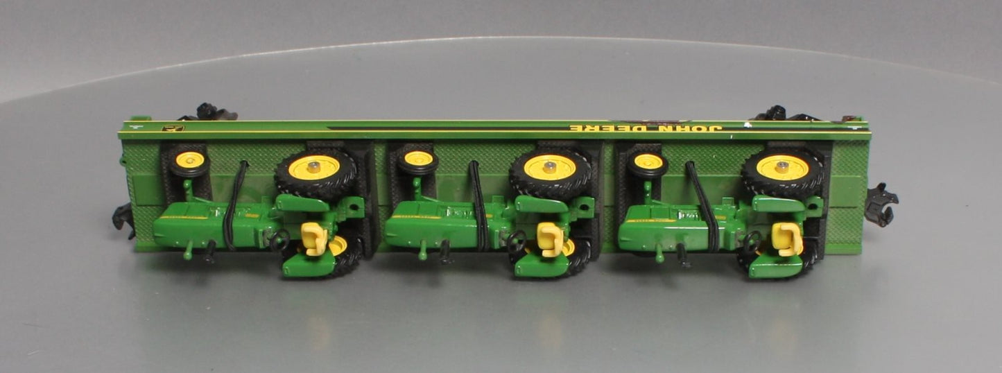 MTH 20-98361 O Gauge John Deere Flat Car w/ Three 4010 Tractors LN/Box