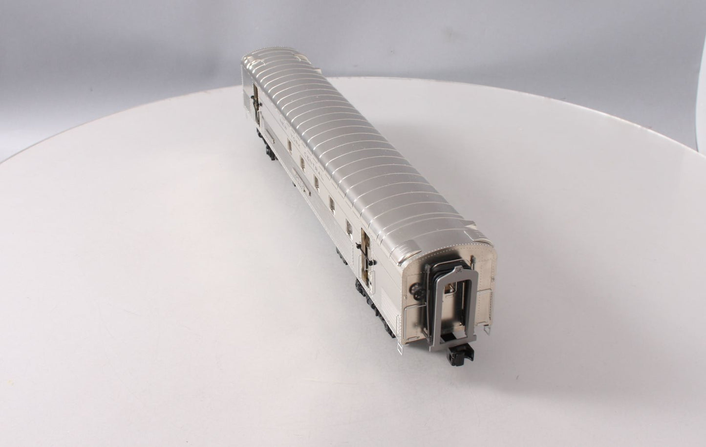MTH 20-68146 O Gauge New York Central 70' RPO Passenger Car (Ribbed)