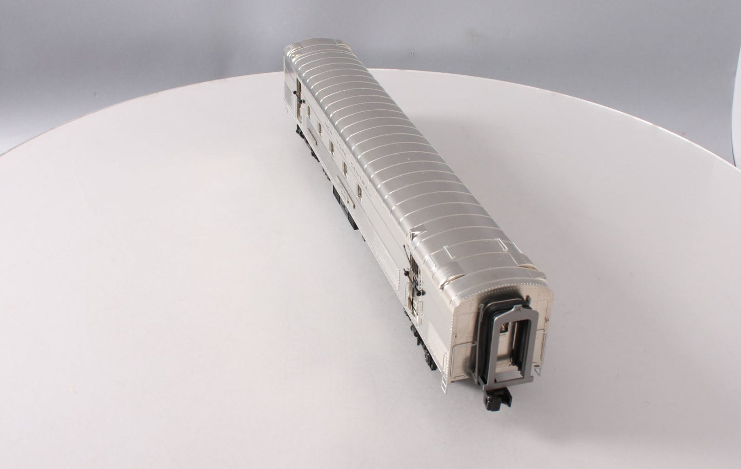 MTH 20-68146 O Gauge New York Central 70' RPO Passenger Car (Ribbed)