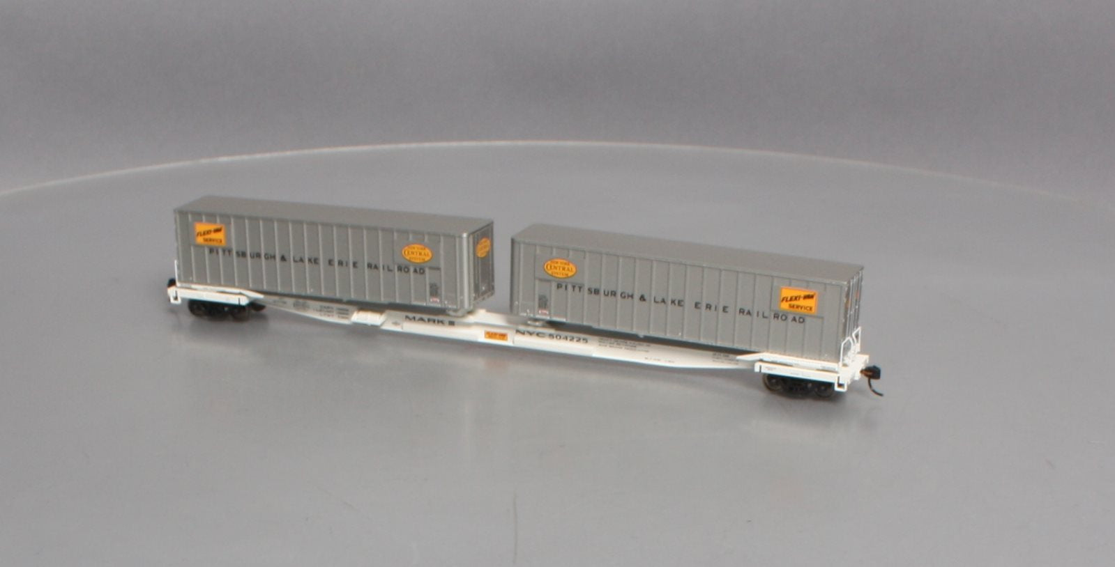 Walthers 932-40853 HO P&L.E Flexi-Van Flat Car With Trailer #504225 LN