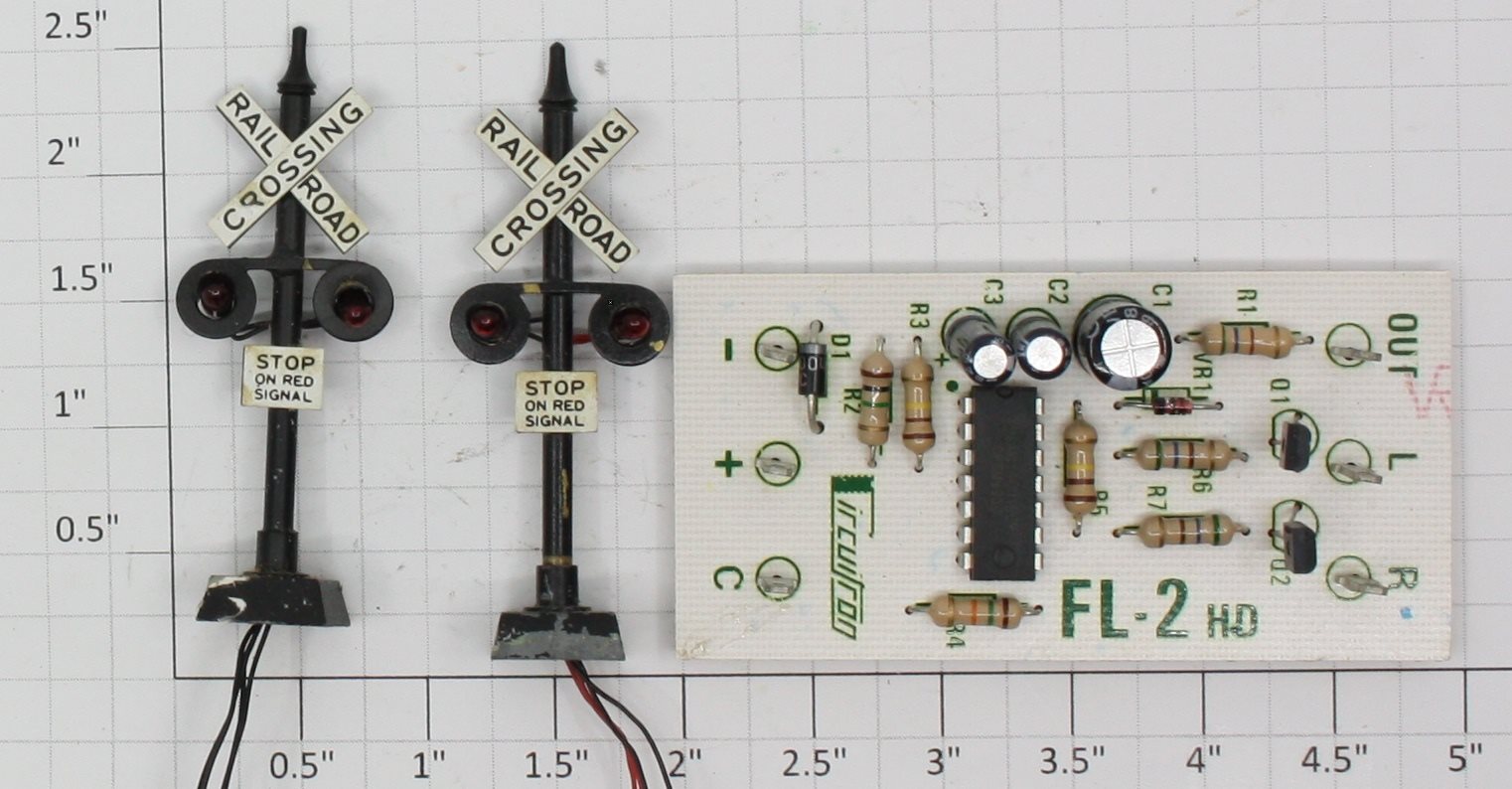 Circuitron 800-5102 FL-2 Heavy Duty Alternating Flasher Crossing Signal Kit