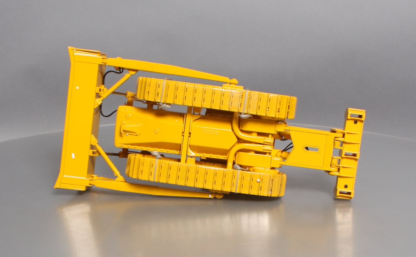 First Gear 79-0156 1:25 DieCast Construction Pioneer International TD-25 Crawler LN/Box