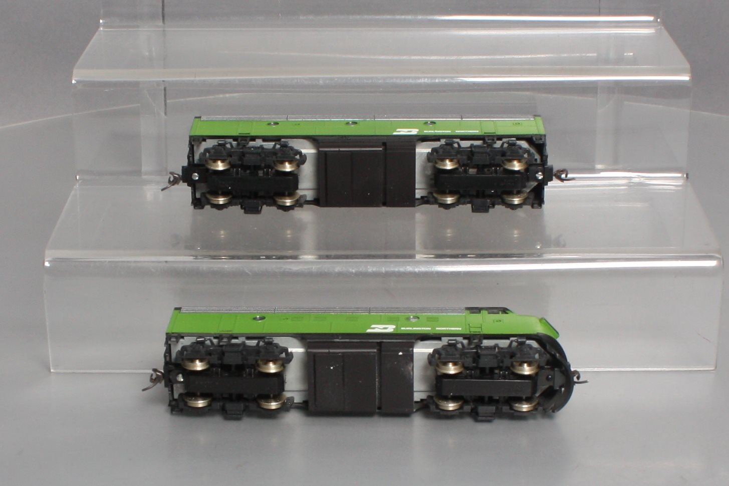 Stewart 5911 HO Scale Burlington Northern EMD F9 A/B Diesel Locomotive Set NIB