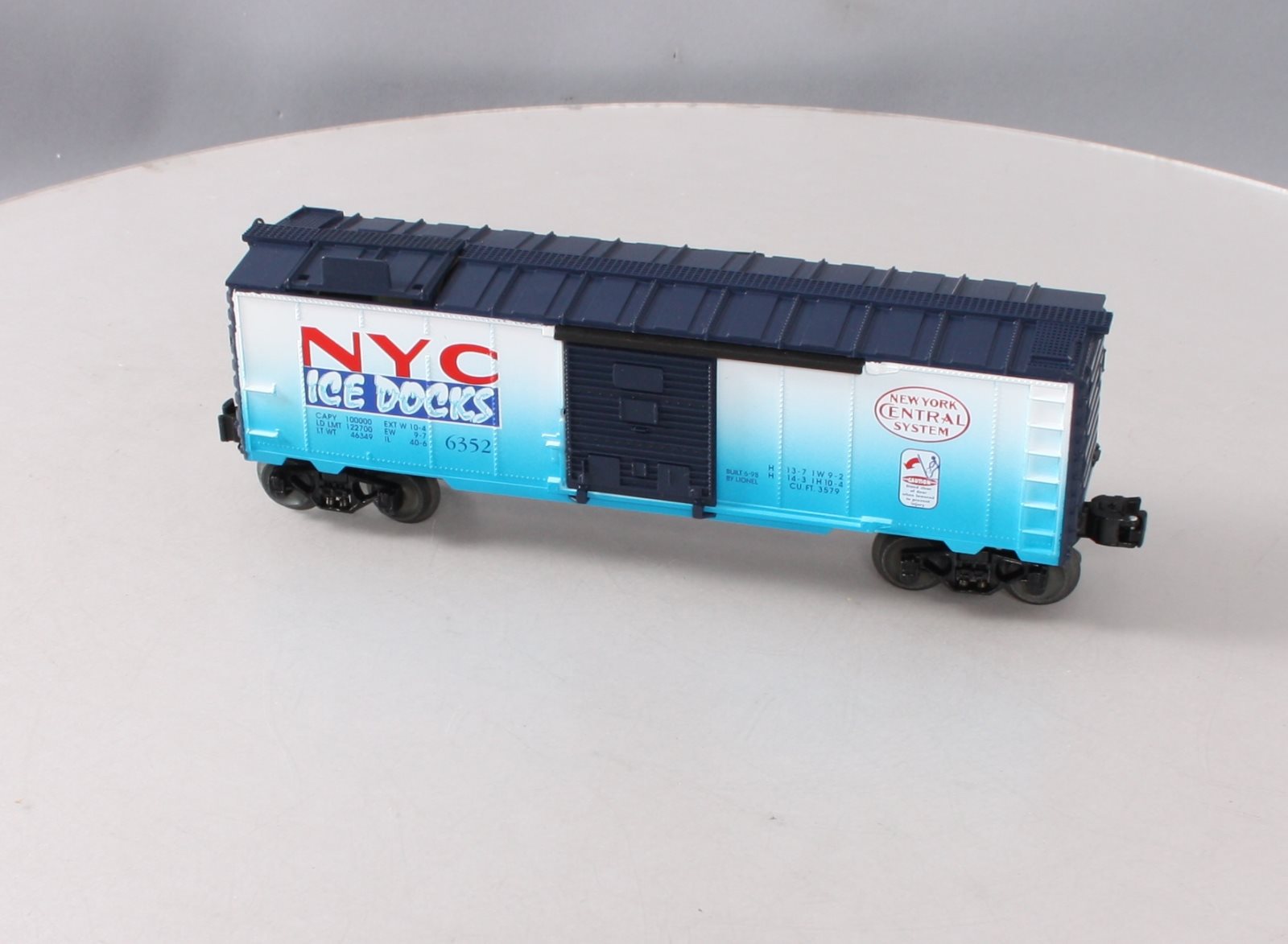 Lionel 6-16767 O Gauge New York Central Ice Docks Operating Ice Car #6352 LN/Box