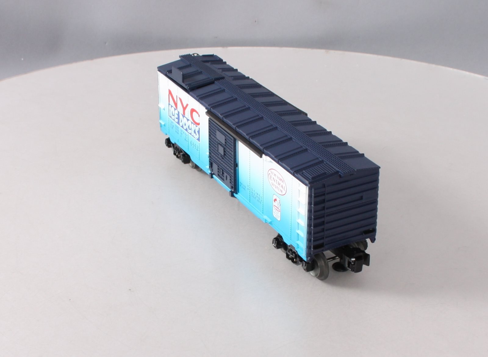 Lionel 6-16767 O Gauge New York Central Ice Docks Operating Ice Car #6352 LN/Box
