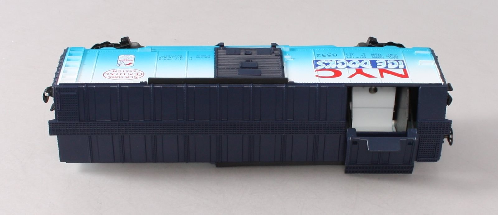 Lionel 6-16767 O Gauge New York Central Ice Docks Operating Ice Car #6352 LN/Box