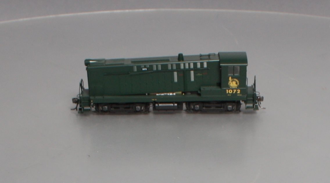 Stewart 4909 HO Central of New Jersey Diesel Baldwin S-12 Phase 2 Powered