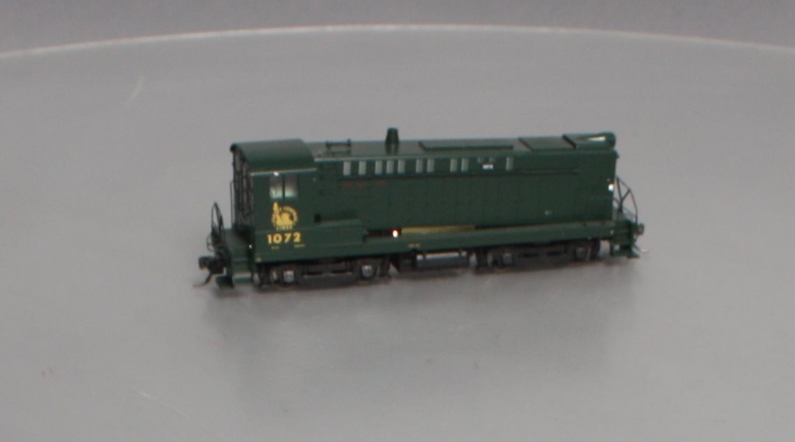 Stewart 4909 HO Central of New Jersey Diesel Baldwin S-12 Phase 2 Powered
